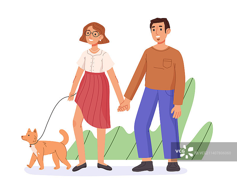 在公园里遛狗的微笑可爱情侣图片素材