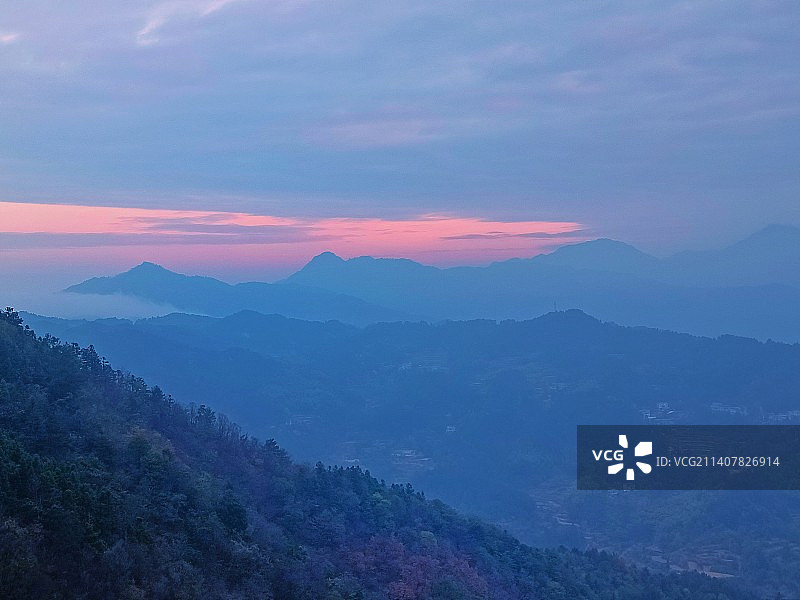 一抹红霞图片素材