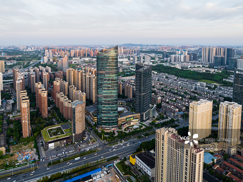 航拍武汉k11图片素材