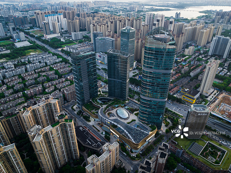 航拍武汉k11图片素材