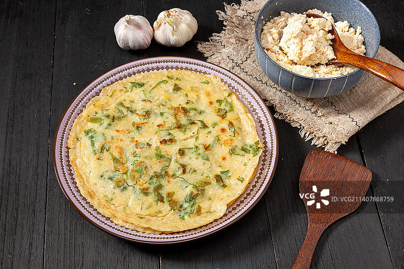 豆腐渣芹菜叶粗粮煎饼图片素材