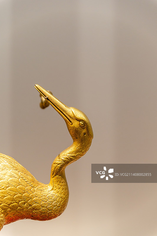 铜鎏金仙鹤驮亭式表（18世纪初，故宫博物院藏，伦敦著名钟表匠詹姆斯·考克斯专为中国市场制作）图片素材