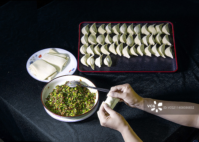 扁食制作-传统美食图片素材