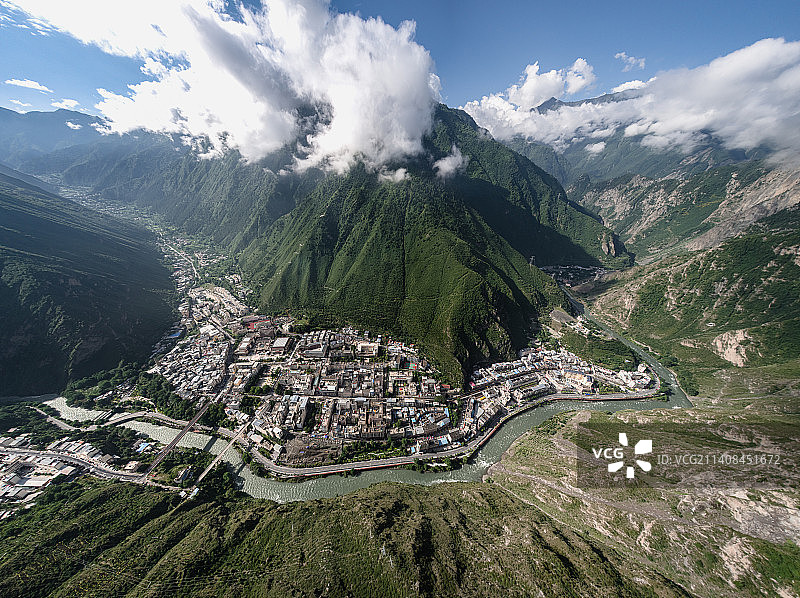 四川省阿坝藏族羌族自治州理县杂谷脑镇图片素材