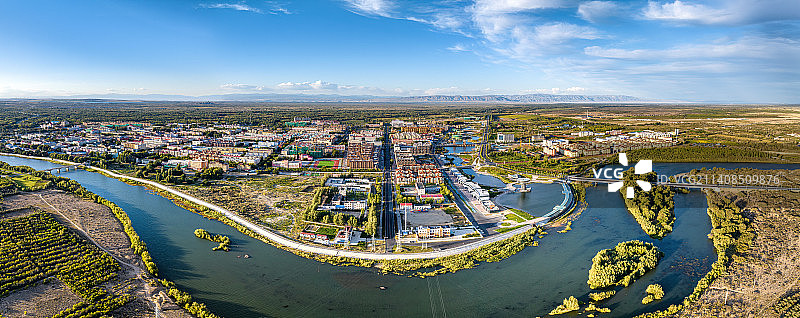 新疆阿勒泰布尔津额尔齐斯河风光图片素材