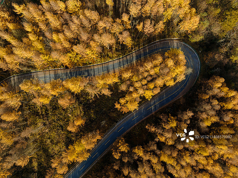 中国四川巴中南江县十八月潭景区航拍图片素材