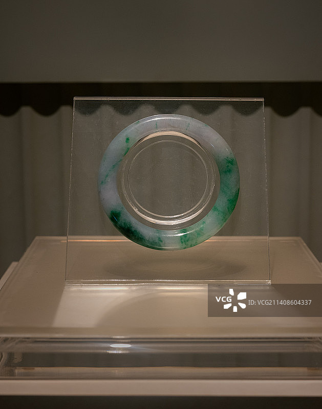 刘氏庄园手镯图片素材