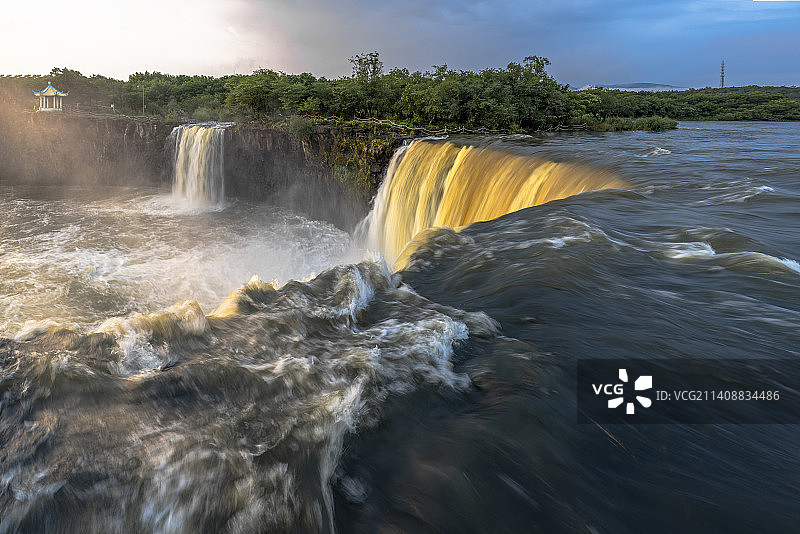 吊水楼瀑布图片素材
