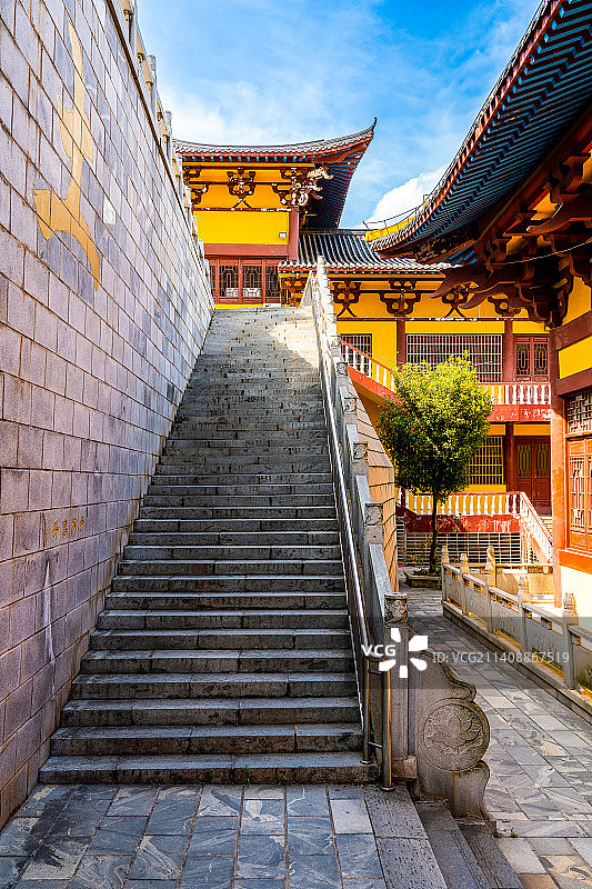 中国湖北省鄂州市西山风景区古灵泉寺，佛教“净土宗”的发源地图片素材