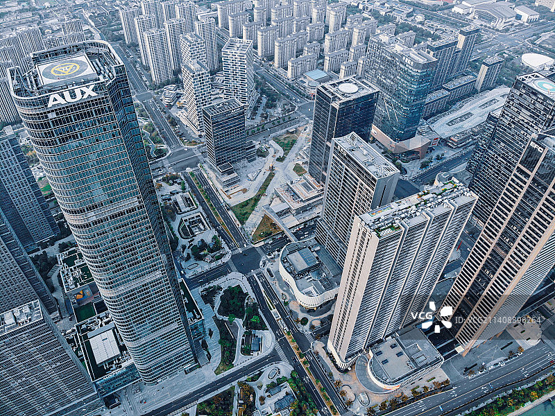 杭州未来科技城CBD 奥克斯中心与欧美金融城的航拍视角图片素材