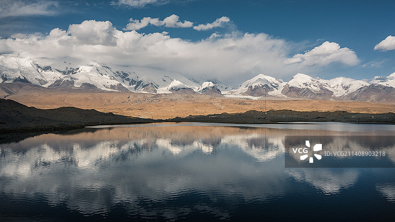 公格尔九别峰图片素材