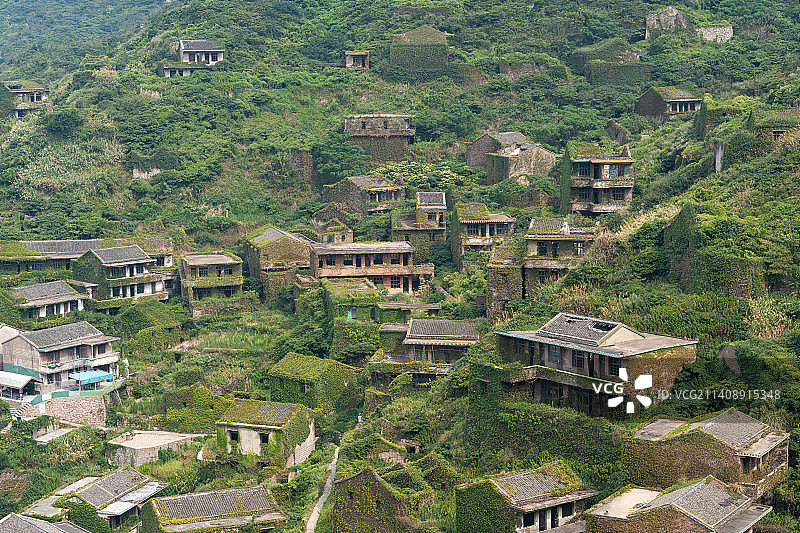浙江舟山嵊山岛的绿野仙踪无人村图片素材