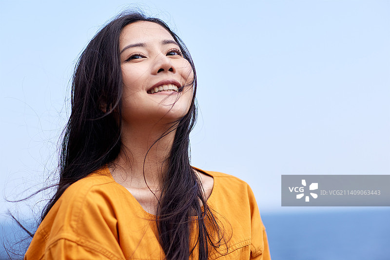 年轻的日本女子画像图片素材