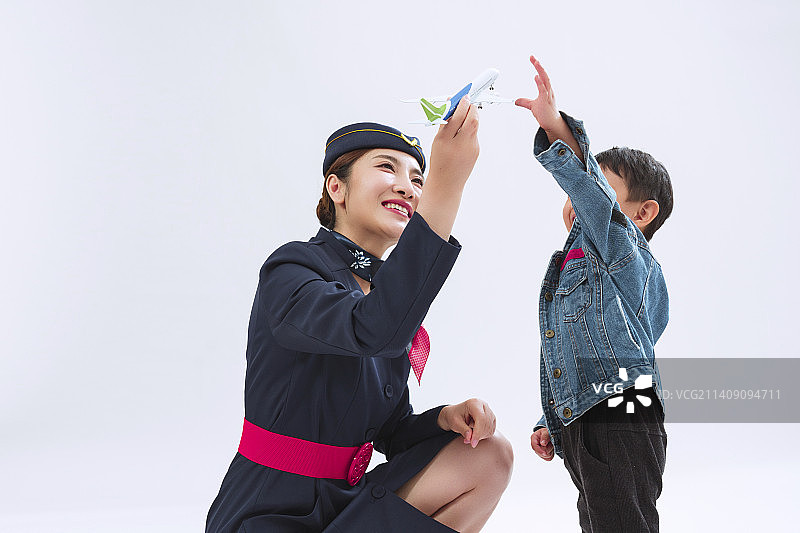 乘务员和小孩肖像图片素材