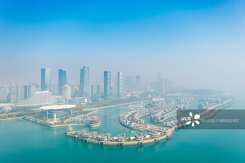 福建省厦门市思明区会展中心与游艇俱乐部春季户外航拍图片素材