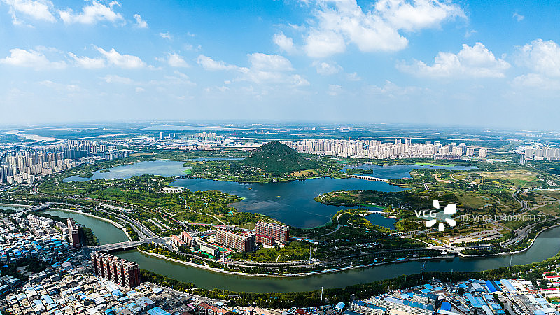 济南华山蓝天白云航拍图片素材