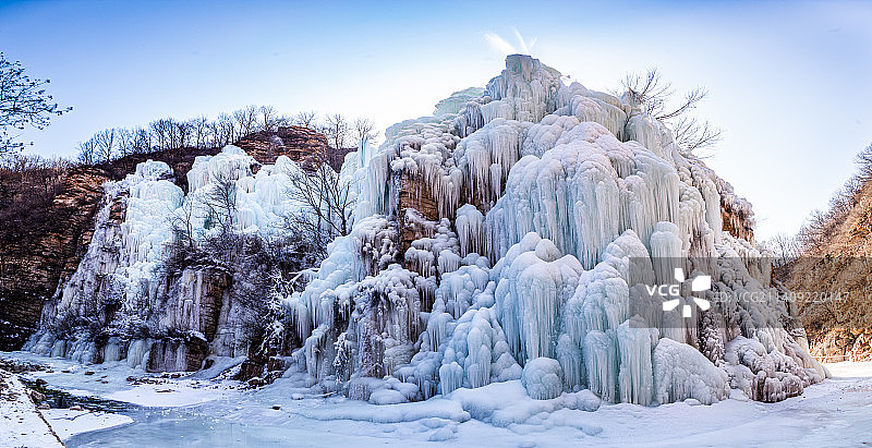 冬日冰瀑图片素材