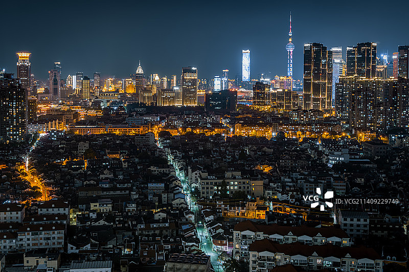 上海小南门居民区东方明珠夜景图片素材
