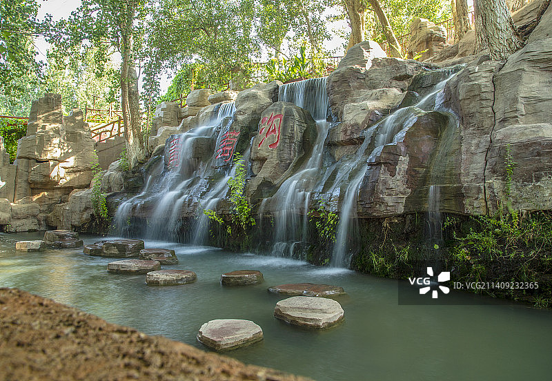 吐鲁番  葡萄沟图片素材