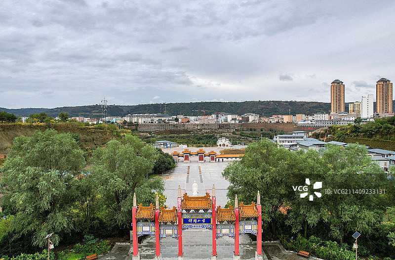 中国甘肃庆阳市庆州古城农耕鼻祖周祖陵航拍视角图片素材