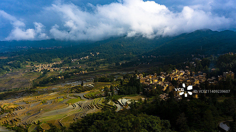 云南哈尼梯田图片素材