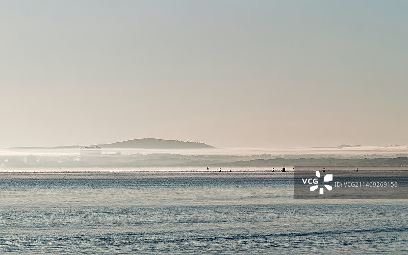 晴空下的海景图片素材