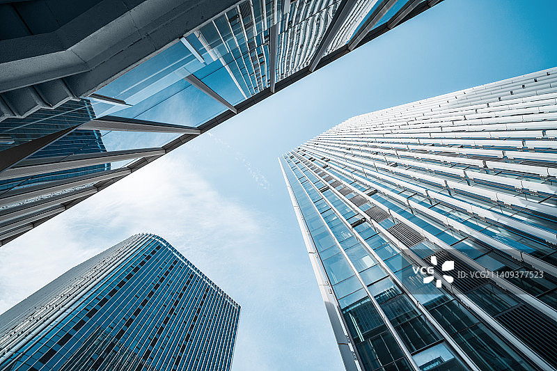 仰视佛山顺德现代写字楼图片素材