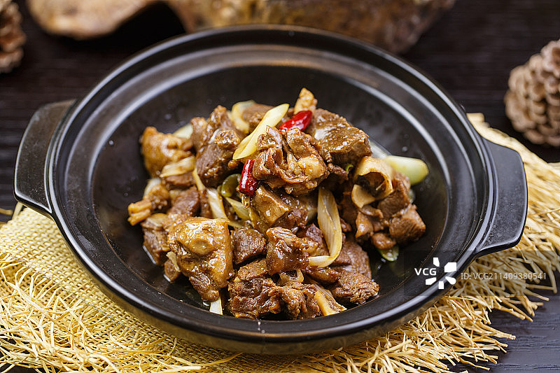 砂锅烧羊肉图片素材