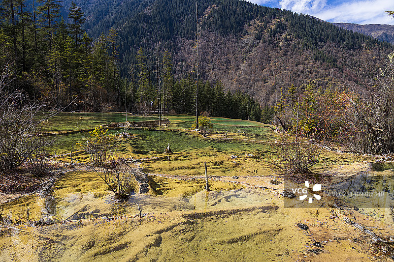 四川阿坝秋天的神仙池图片素材