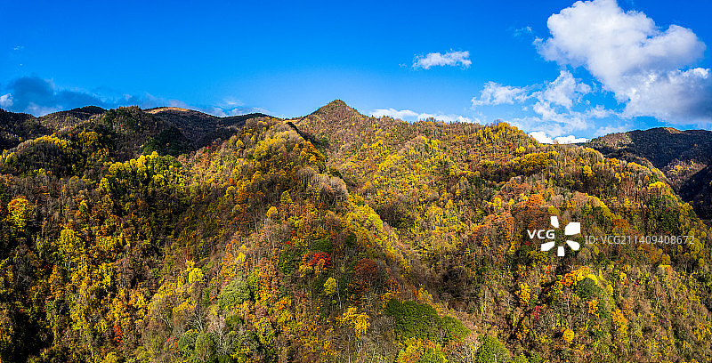 重庆城口，大巴山深处秋意浓图片素材