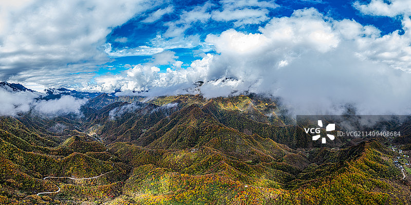 重庆城口，大巴山深处秋意浓图片素材