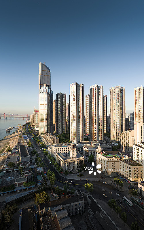 武汉市江汉区江汉关博物馆日出航拍全景图图片素材