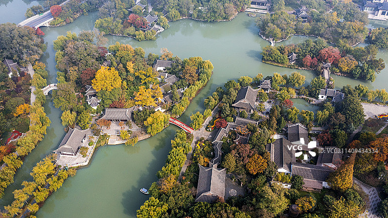 航拍初冬的扬州瘦西湖“小金山”图片素材