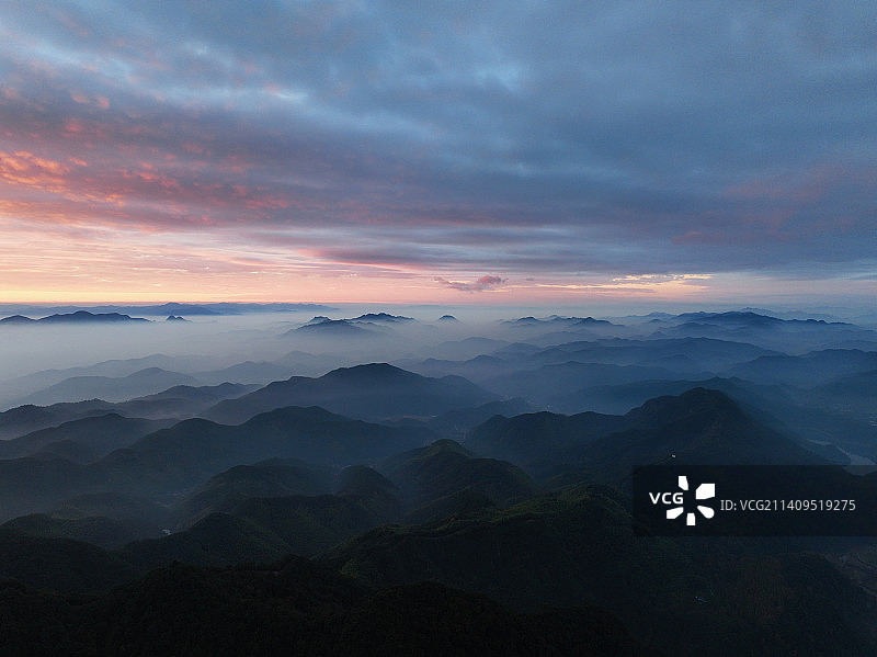 美丽浙江水墨江南 诸暨五泄朝霞日出图片素材