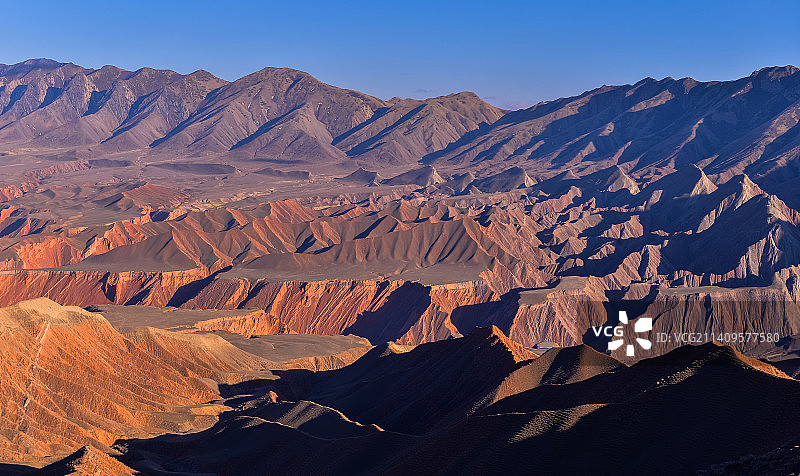 初春进努尔加大峡谷（新疆昌吉）图片素材