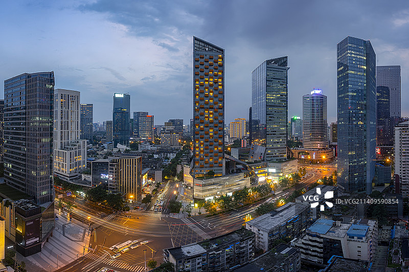 中国四川省成都市盐市口红照壁商圈夜景图片素材