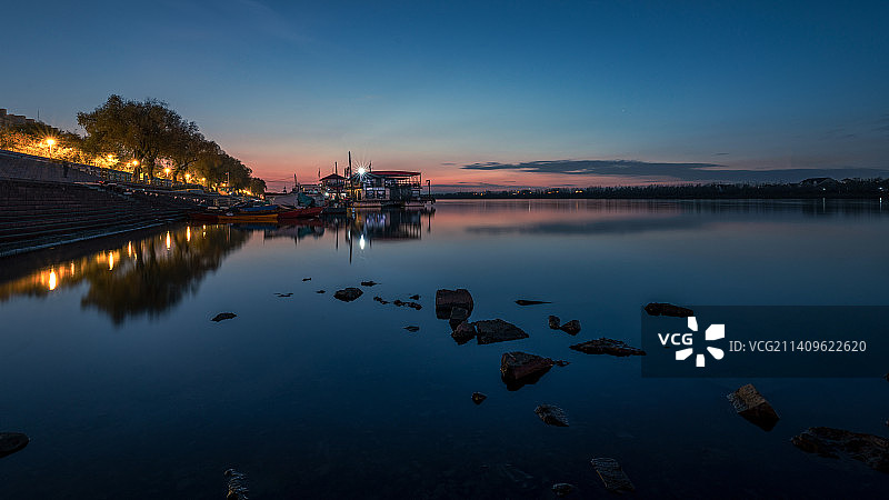 寂静江畔图片素材