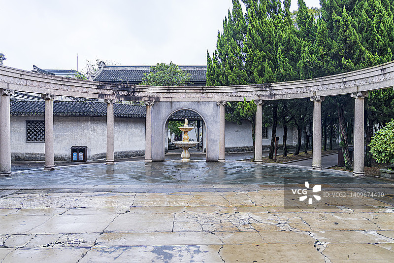 浙江湖州南浔古镇刘氏梯号西洋楼红房子建筑图片素材