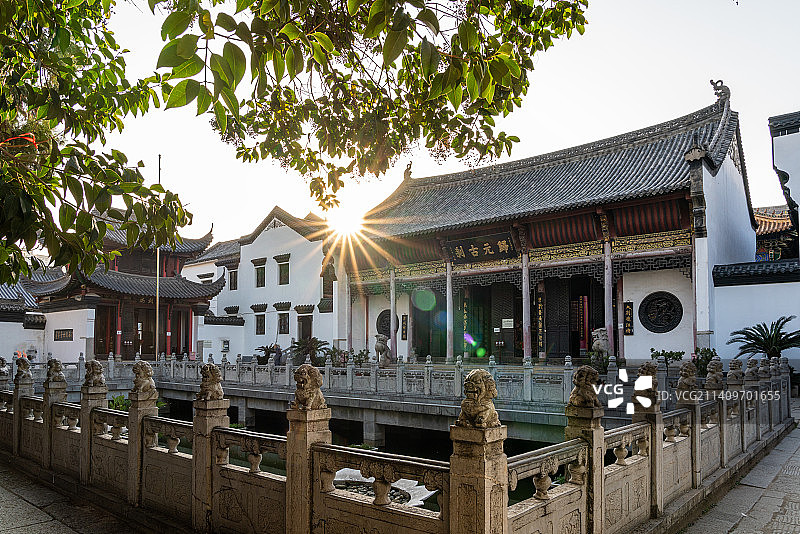 湖北省武汉市汉阳树和归元禅寺图片素材