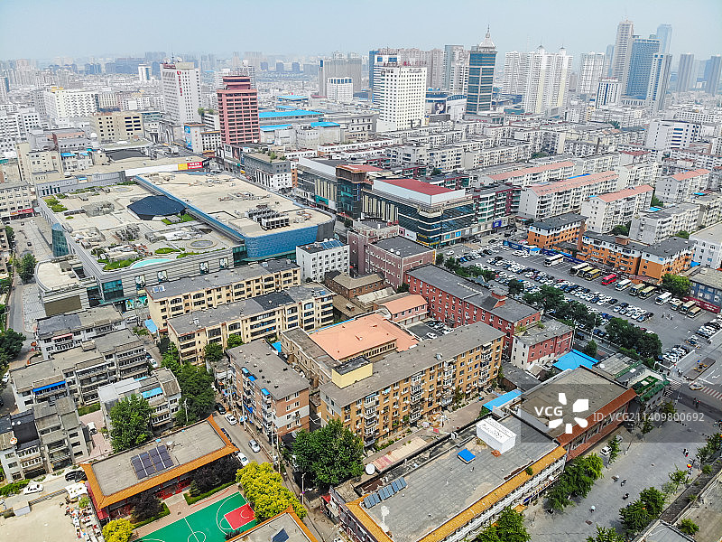 航拍辽宁沈阳城市风光 老旧城区居民建筑群图片素材