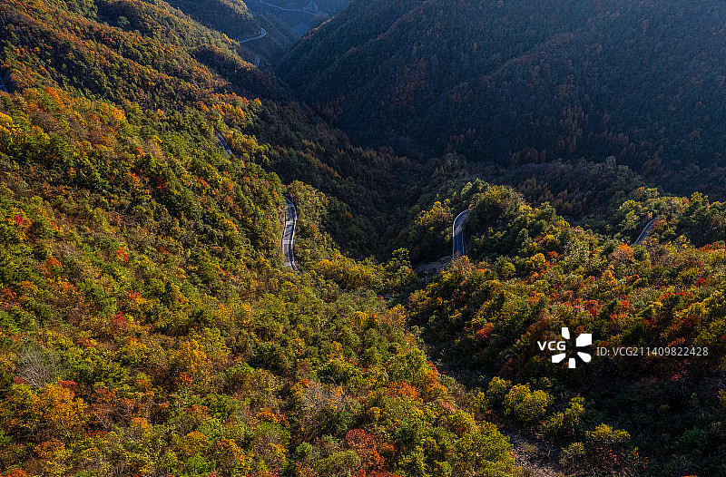 重庆城口渝陕界梁盘山公路图片素材