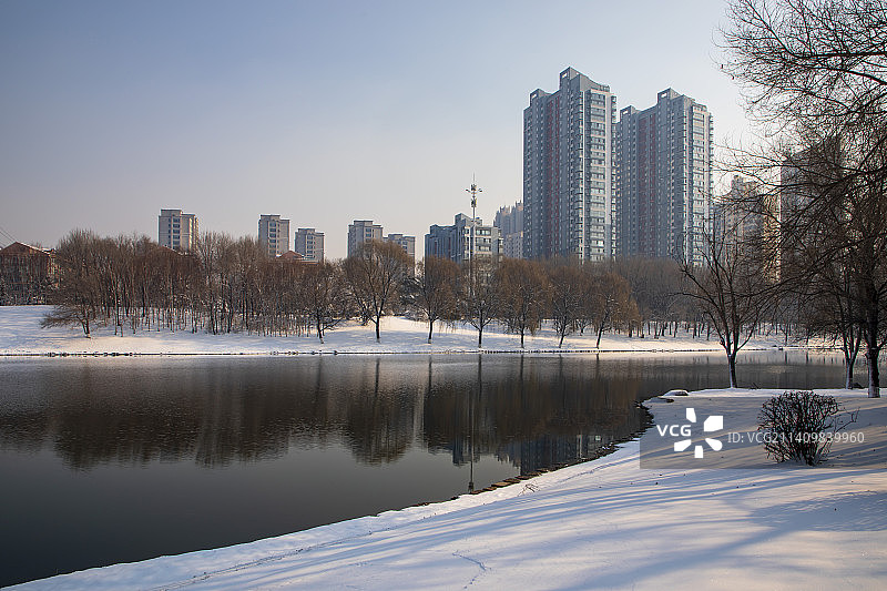 中国东北吉林省吉林市松花江畔雪景图片素材