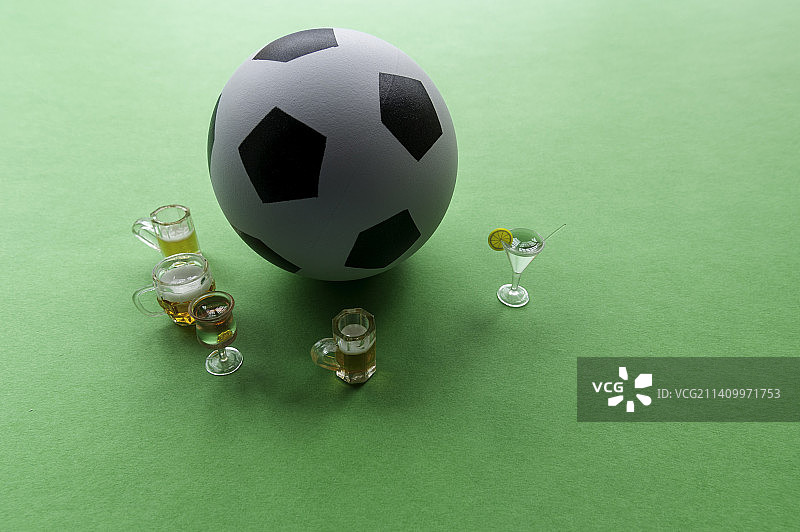 足球和啤酒图片素材