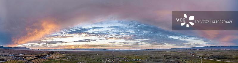 新疆哈密巴里坤风光航拍图片素材