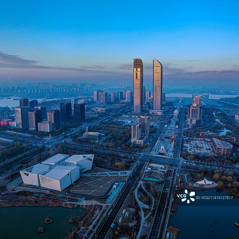 冬日暖阳雾霭--宁夏银川阅海湾图片素材