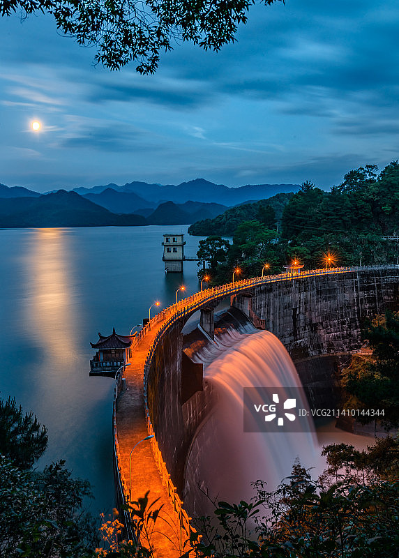 广西桂林永福板峡水库夜色图片素材