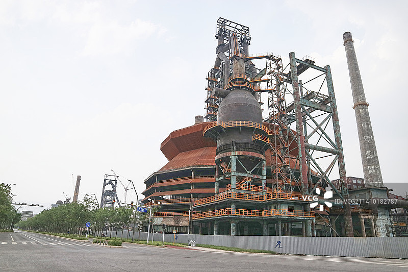 首钢炼钢炉图片素材