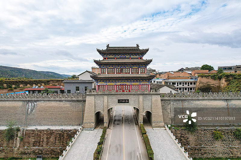 中国甘肃庆阳市庆州古城航拍风光图片素材
