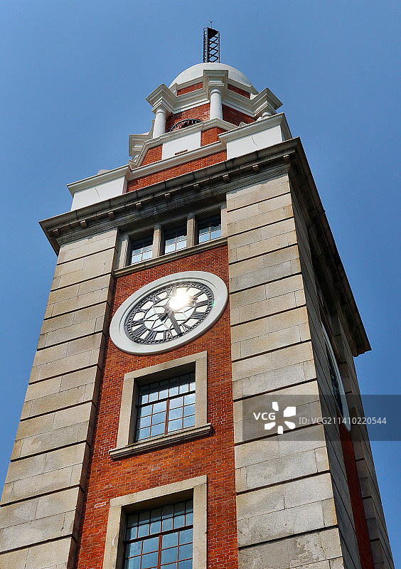 香港特别行政区维多利亚港香港文化中心尖沙咀钟楼图片素材