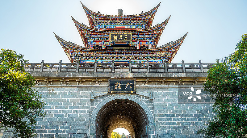 云南大理古城五华楼图片素材
